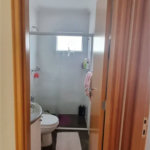 Casa à venda com 4 quartos, sendo 2 suítes,  no condomínio Casas de Windsor, São Paulo - SP