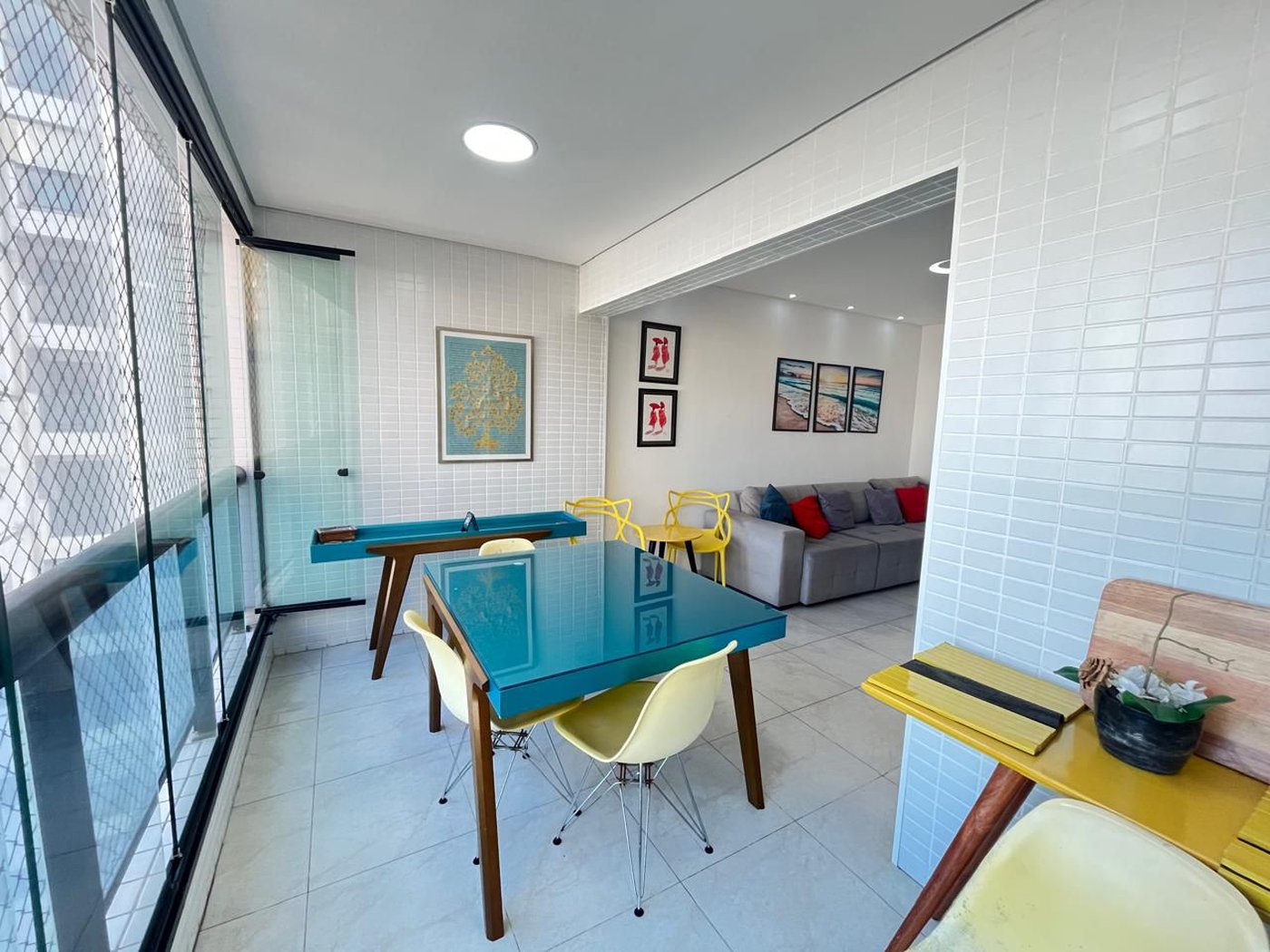 Oportunidade em Pitangueiras! Apartamento de 2 Dormitórios a Poucos Passos da Praia