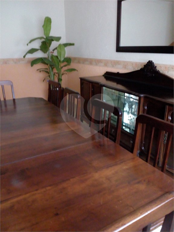 Chácara à venda com 3 quartos, sendo 1 suíte,  em Conjunto Habitacional Brás Cubas, Mogi das Cruzes, SP