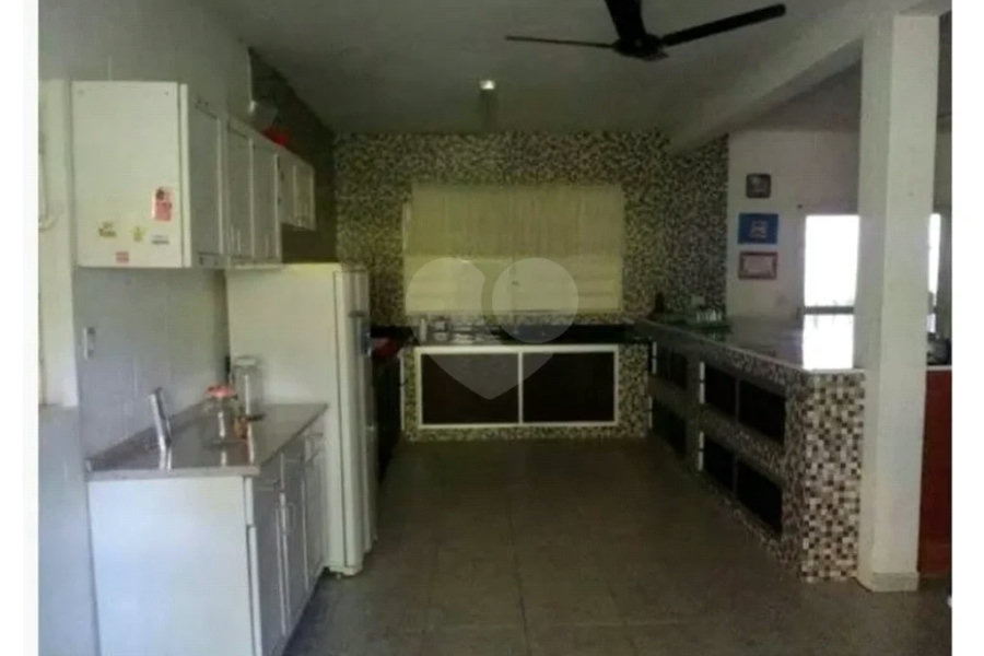Chácara à venda com 5 quartos, sendo 2 suítes, em Chácara Recreio Danubio, Holambra, SP