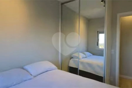 Apartamento à venda com 3 quartos, sendo 1 suíte, em Vila Pirajussara, São Paulo, SP