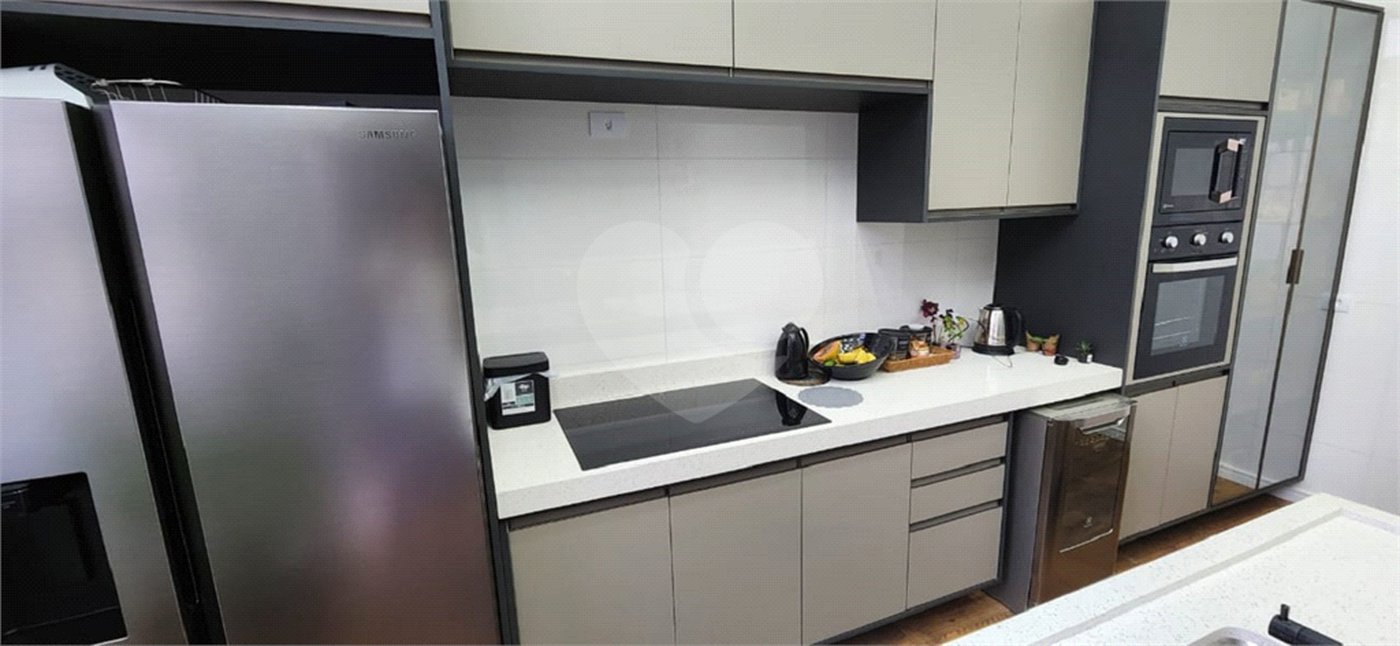 Casa à venda com 3 quartos, sendo 1 suíte, no condomínio Horto Florestal Villagio, Sorocaba - SP