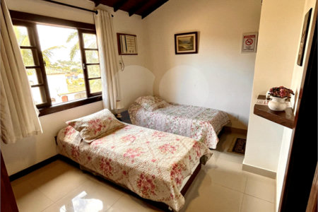 Casa à venda com 6 quartos, sendo 5 suítes,  em Alto de Búzios, Armação dos Búzios, RJ