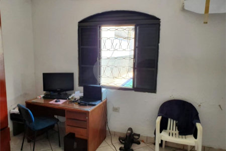 Casa à venda com 3 quartos, sendo 1 suíte, em Jardim Ikeda, Suzano, SP