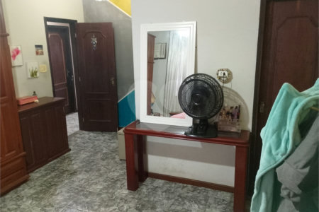 Casa à venda com 3 quartos, sendo 1 suíte, em Campo Grande, Rio de Janeiro, RJ