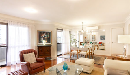 Apartamento à venda com 4 quartos, sendo 2 suítes, em Alto da Boa Vista, São Paulo, SP