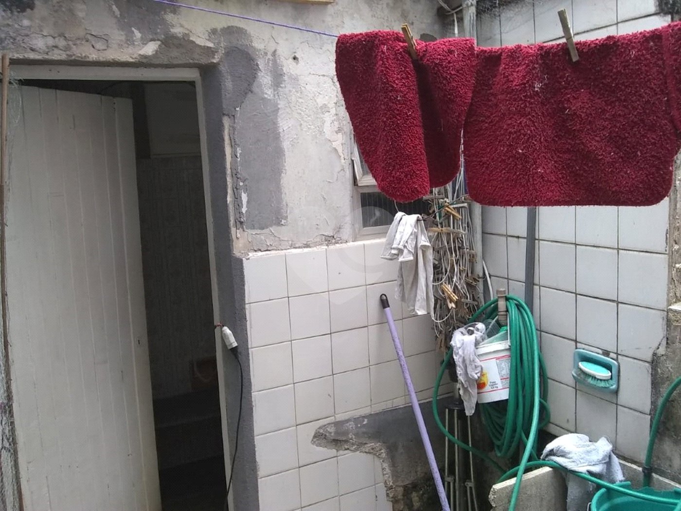 Sobrado à venda com 4 quartos, sendo 1 suíte,  em Indianópolis, São Paulo, SP