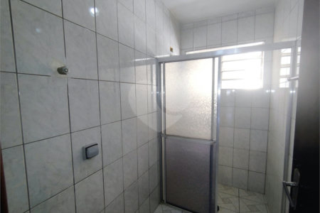 Casa à venda com 3 quartos, sendo 1 suíte, em Vila Vianelo, Jundiaí, SP