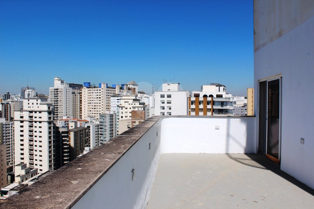 Cobertura à venda com 3 suítes em Santa Cecília, São Paulo, SP