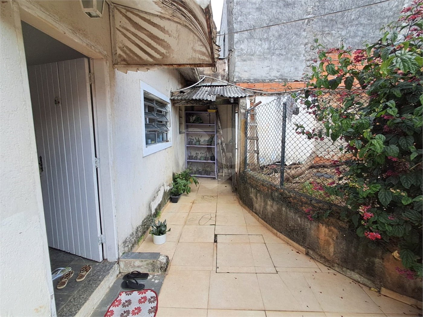 Sobrado à venda com 4 quartos em Parada Inglesa, São Paulo, SP