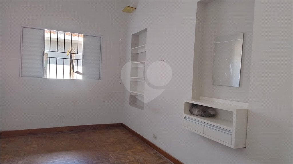Casa à venda com 5 quartos, sendo 2 suítes,  em Jardim Santa Carolina, Mogi das Cruzes, SP