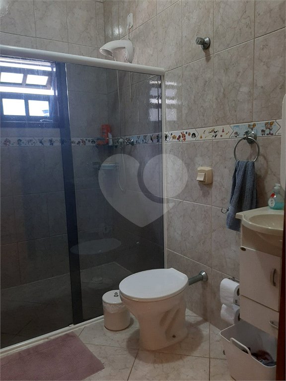Casa à venda com 3 quartos, sendo 1 suíte,  em Residencial Colinas, Mogi das Cruzes, SP