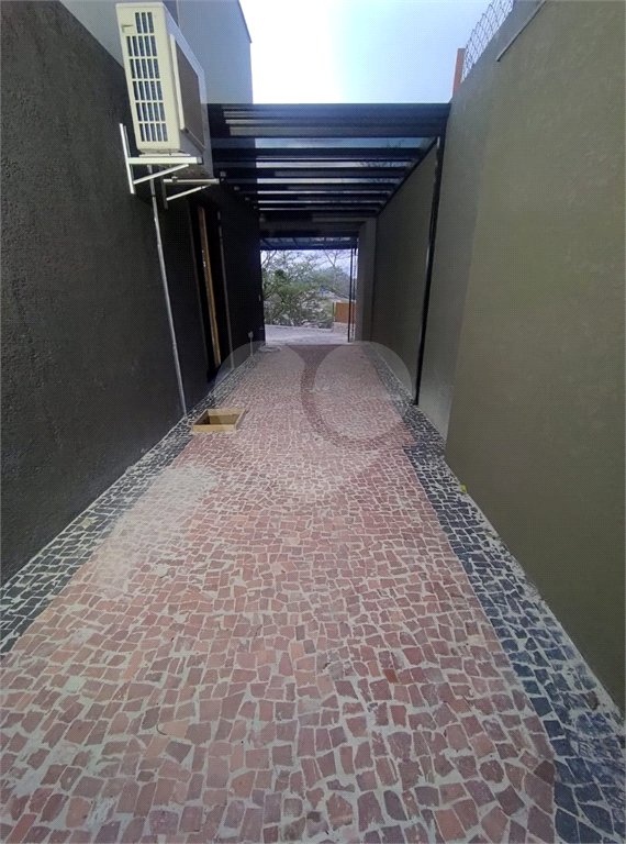 Casa à venda com 3 suítes no condomínio La Reserva Residencial, Atibaia - SP
