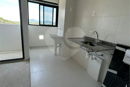 Cobertura à venda com 3 quartos, sendo 1 suíte, em Jacarepaguá, Rio de Janeiro, RJ