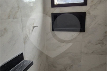 Casa à venda com 2 suítes no condomínio Danilo Iran, São Paulo - SP