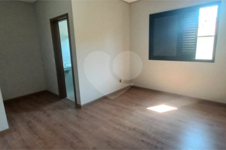 Casa Tipo Sobrado no Condomínio Santa Isabel - Louveira/SP
