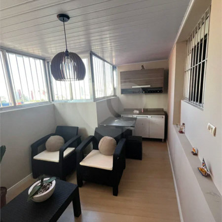 Apartamento à venda com 55m² - Próximo aos metrôs Liberdade e Sé