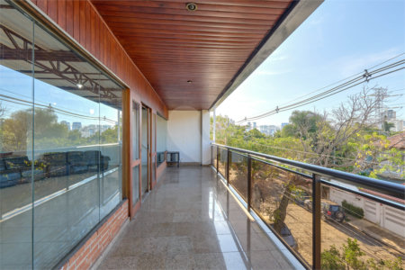 Sobrado à venda com 4 quartos, sendo 1 suíte, em Brooklin Novo, São Paulo, SP