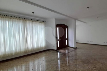 Sobrado à venda com 5 quartos em Jardim São Paulo(zona Norte), São Paulo, SP