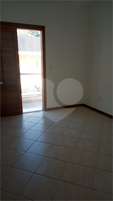 Casa à venda com 3 suítes no condomínio Villaggio Capriccio, Louveira - SP