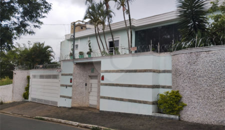 Sobrado à venda com 4 quartos, sendo 2 suítes,  em Jardim da Saúde, São Paulo, SP