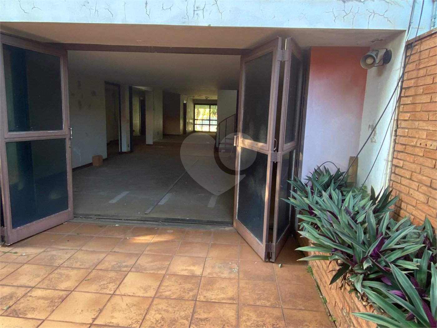 Casa para alugar com 4 quartos, sendo 2 suítes, no Centro, Araraquara, SP