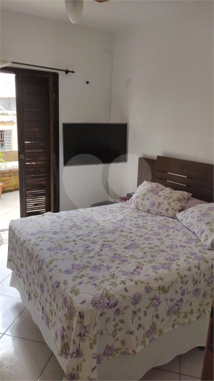 Sobrado à venda com 5 quartos, sendo 1 suíte, em Parada Inglesa, São Paulo, SP