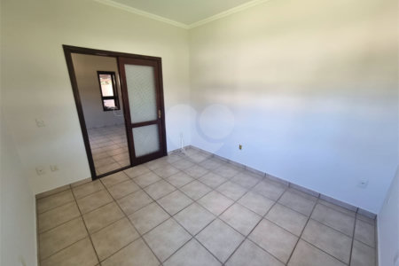 Casa à venda ou para alugar com 3 quartos, sendo 1 suíte, no condomínio Terras de Vinhedo, Vinhedo - SP