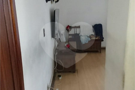 Sobrado à venda com 5 quartos, sendo 2 suítes, em Vila Albertina, São Paulo, SP