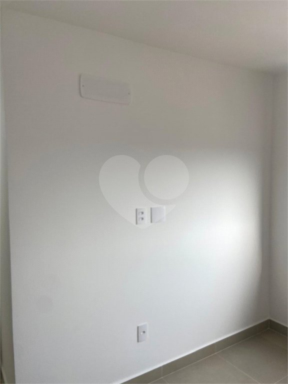 Apartamento à venda com 2 suítes em Alvinópolis, Atibaia, SP