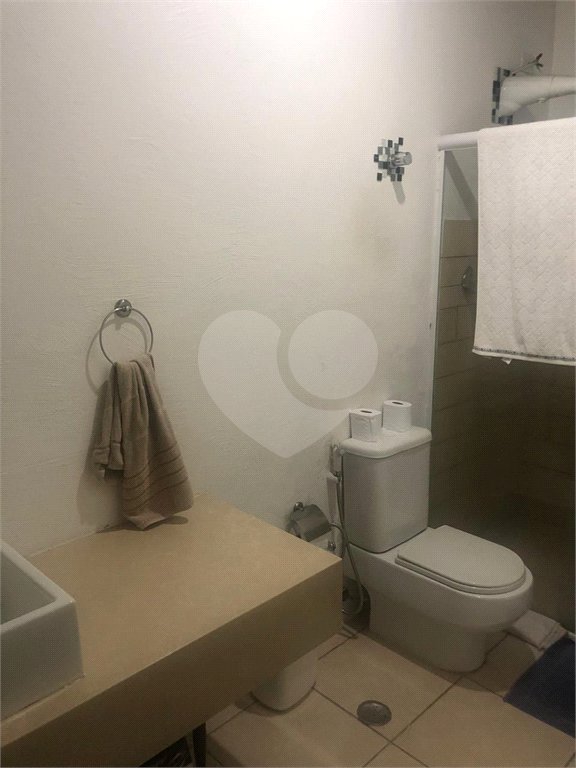 Casa à venda com 4 quartos em Vila Lageado, São Paulo, SP