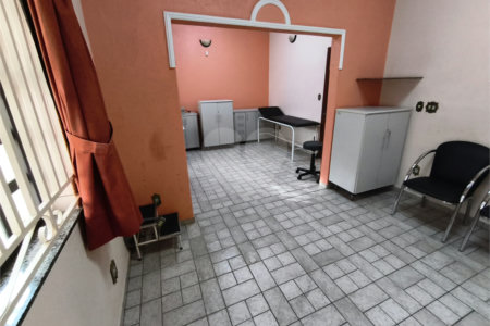 Casa à venda ou para alugar com 1 suíte, no Centro, Itapetininga, SP