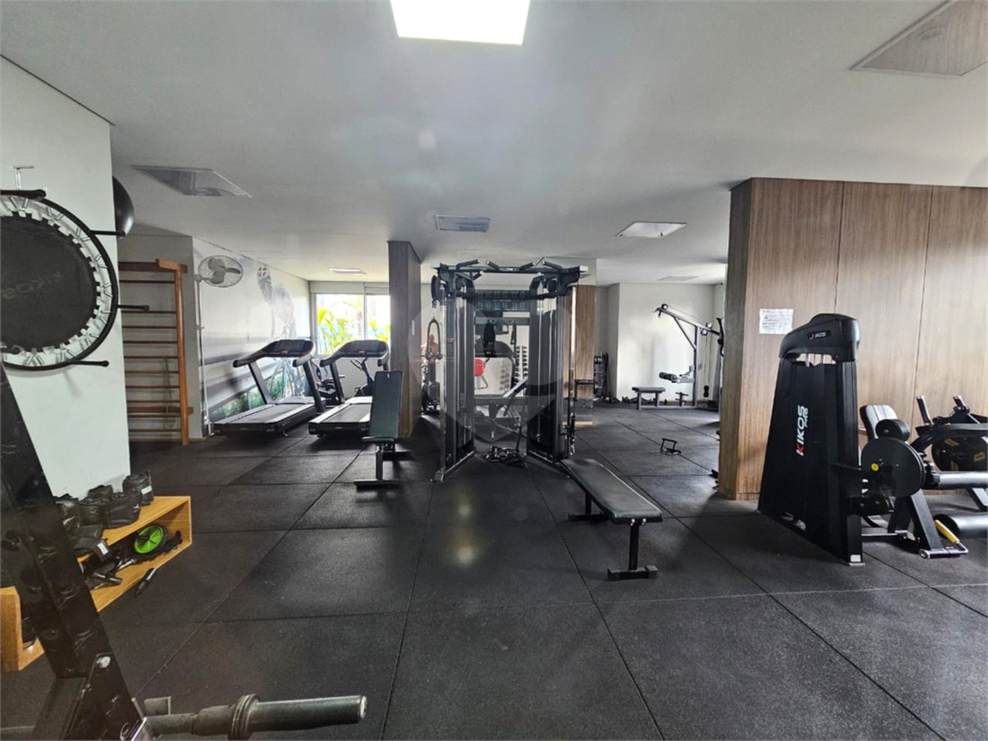Apartamento à venda com 3 quartos, sendo 1 suíte,  em Vila Santa Catarina, São Paulo, SP