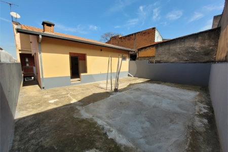 Sobrado à venda com 3 quartos, sendo 1 suíte, em Jardim Morada do Sol, Indaiatuba, SP