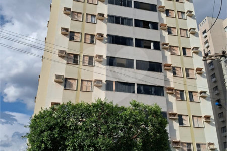 Apartamento à venda com 3 quartos, sendo 1 suíte, em Alvorada, Cuiabá, MT