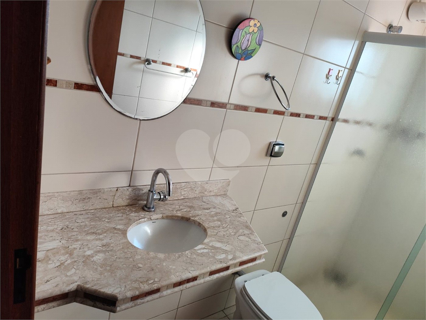 Sobrado à venda com 3 quartos, sendo 2 suítes, em Vila Romão, Salto, SP
