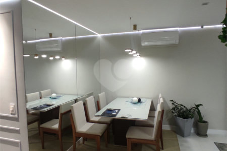 Apartamento à venda com 3 quartos, sendo 2 suítes, em Barra Funda, São Paulo, SP