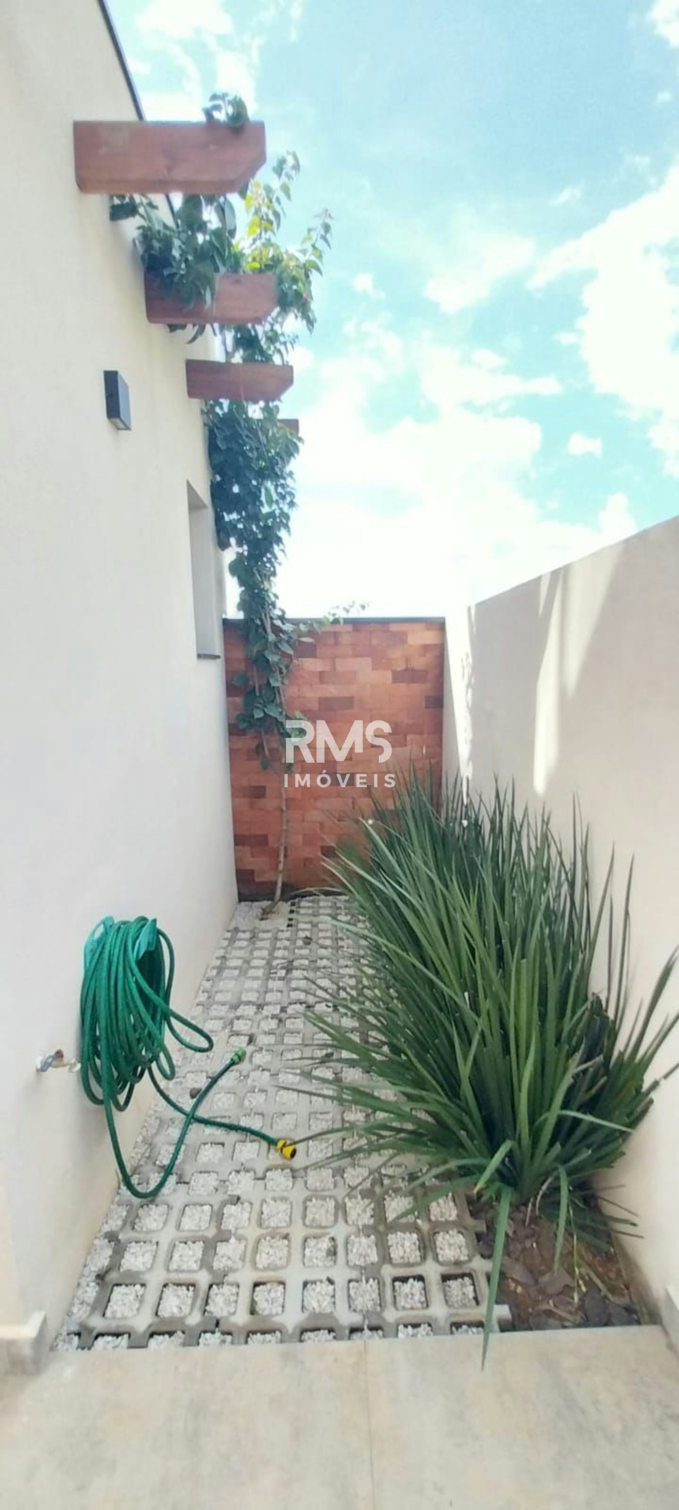 Casa à venda com 3 suítes no condomínio Residencial Saint Paul, Itu - SP