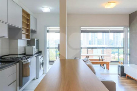 Apartamento à venda com 2 quartos, sendo 1 suíte,  em Chácara Santo Antônio, São Paulo, SP