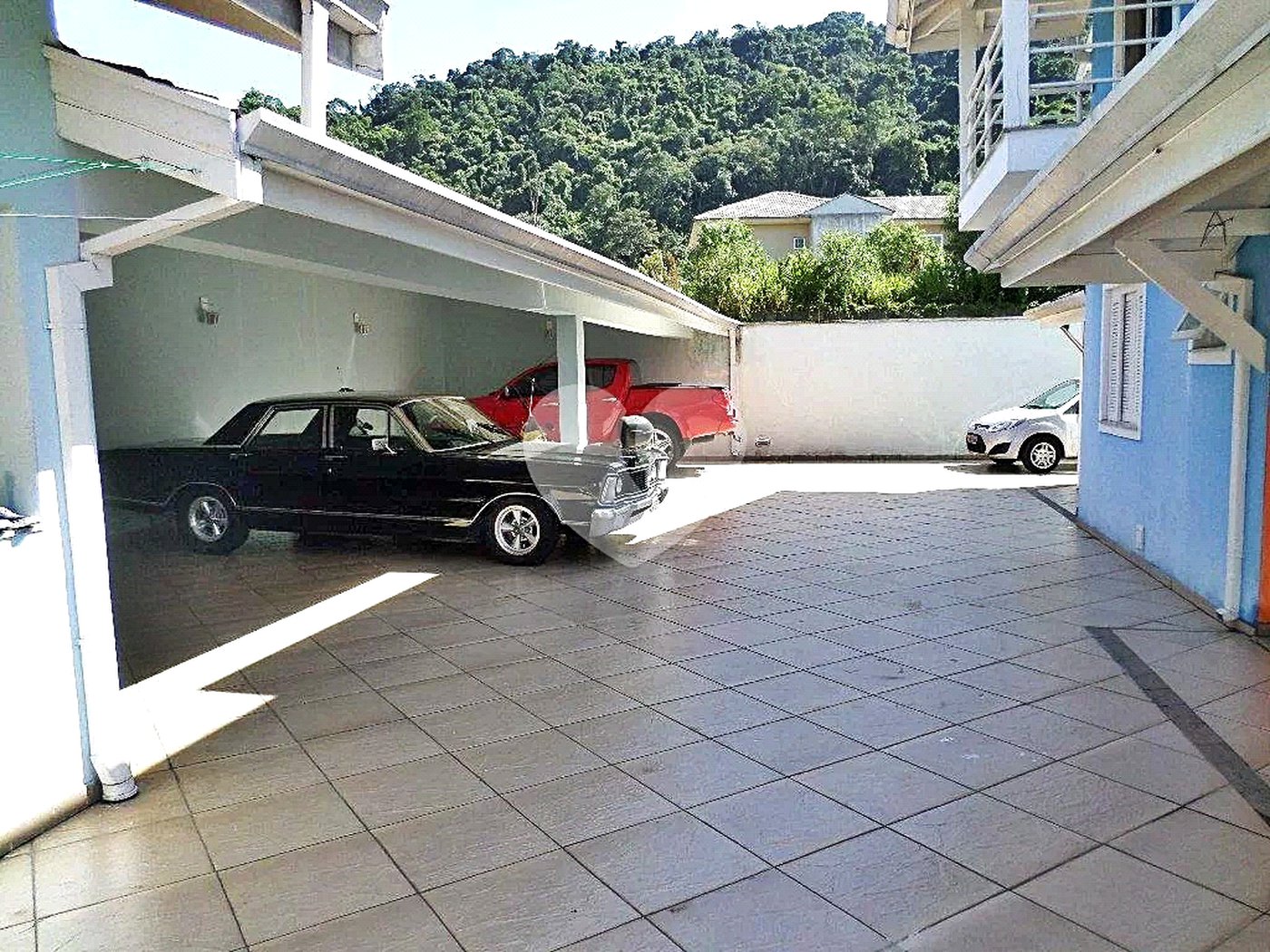 Casa à venda com 6 quartos, sendo 5 suítes,  no condomínio Conjunto Residencial Itaguaçu, São Paulo - SP