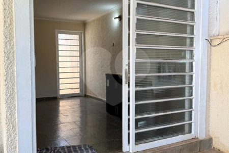 Casa à venda com 5 quartos, sendo 1 suíte, em Independência, Ribeirão Preto, SP