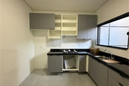 Sobrado à venda com 3 quartos, sendo 1 suíte, em Jardim São Paulo(zona Norte), São Paulo, SP