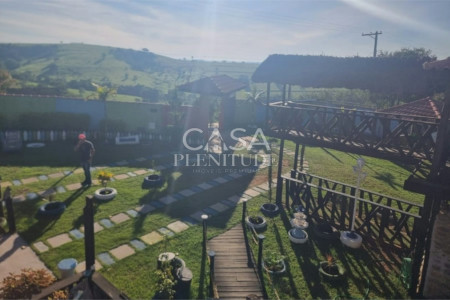 Sítio à venda com 6 quartos, sendo 2 suítes, em Área Rural de Alambari, Alambari, SP