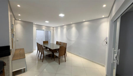Casa à venda com 3 quartos, sendo 1 suíte,  no condomínio Jardim das Flores, Sorocaba - SP
