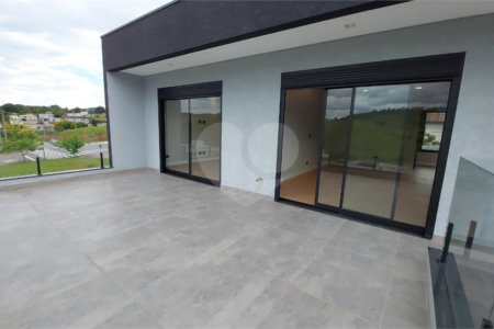 Casa à venda com 5 suítes no condomínio Figueira Garden, Atibaia - SP