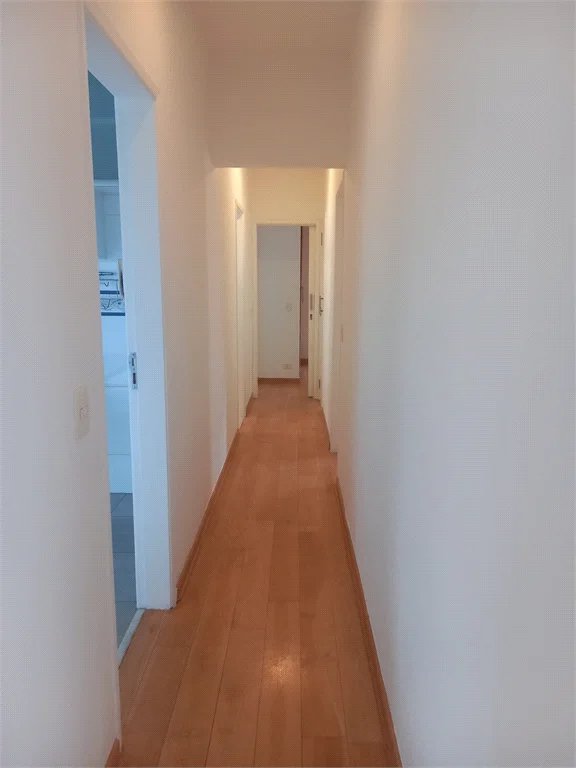 Apartamento à venda com 3 quartos, sendo 1 suíte, em Pinheiros, São Paulo, SP