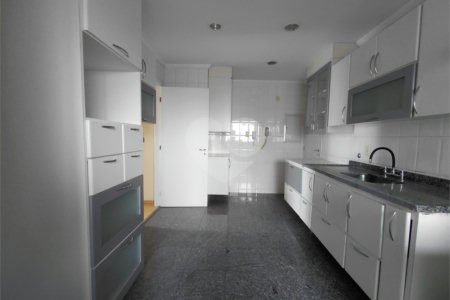 Apartamento à venda com 3 suítes em Vila Romana, São Paulo, SP