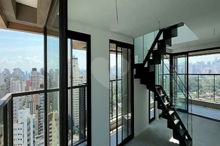 Apartamento à venda com 4 suítes em Moema, São Paulo, SP