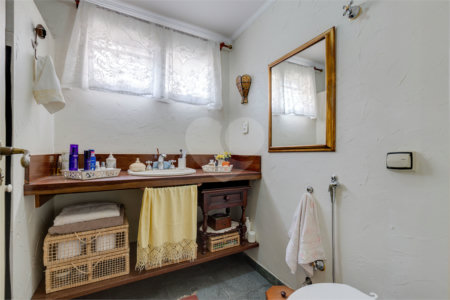 Apartamento à venda com 4 quartos, sendo 1 suíte,  em Chácara Santo Antônio, São Paulo, SP