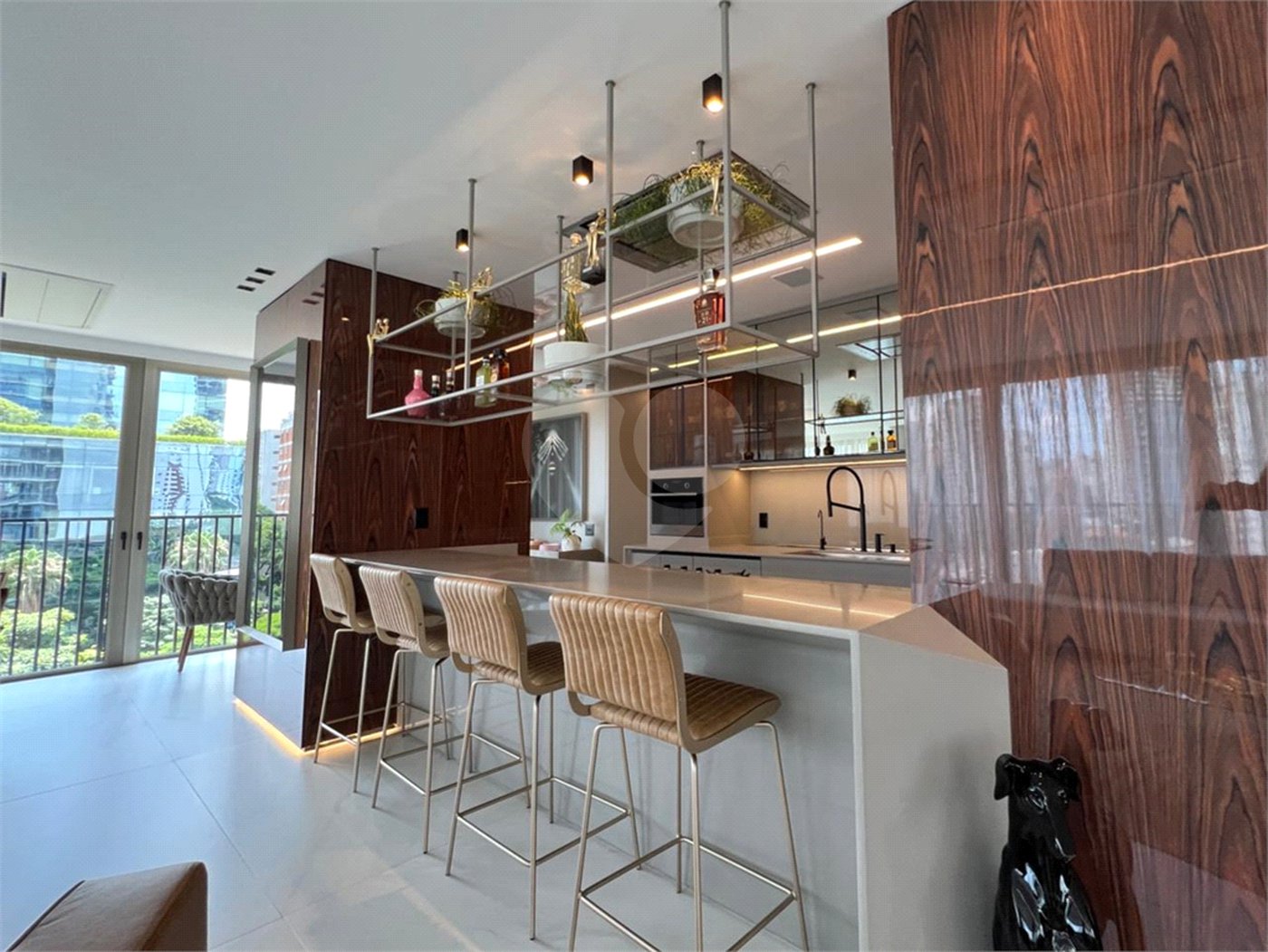 Apartamento à venda com 3 suítes em Vila Olímpia, São Paulo, SP